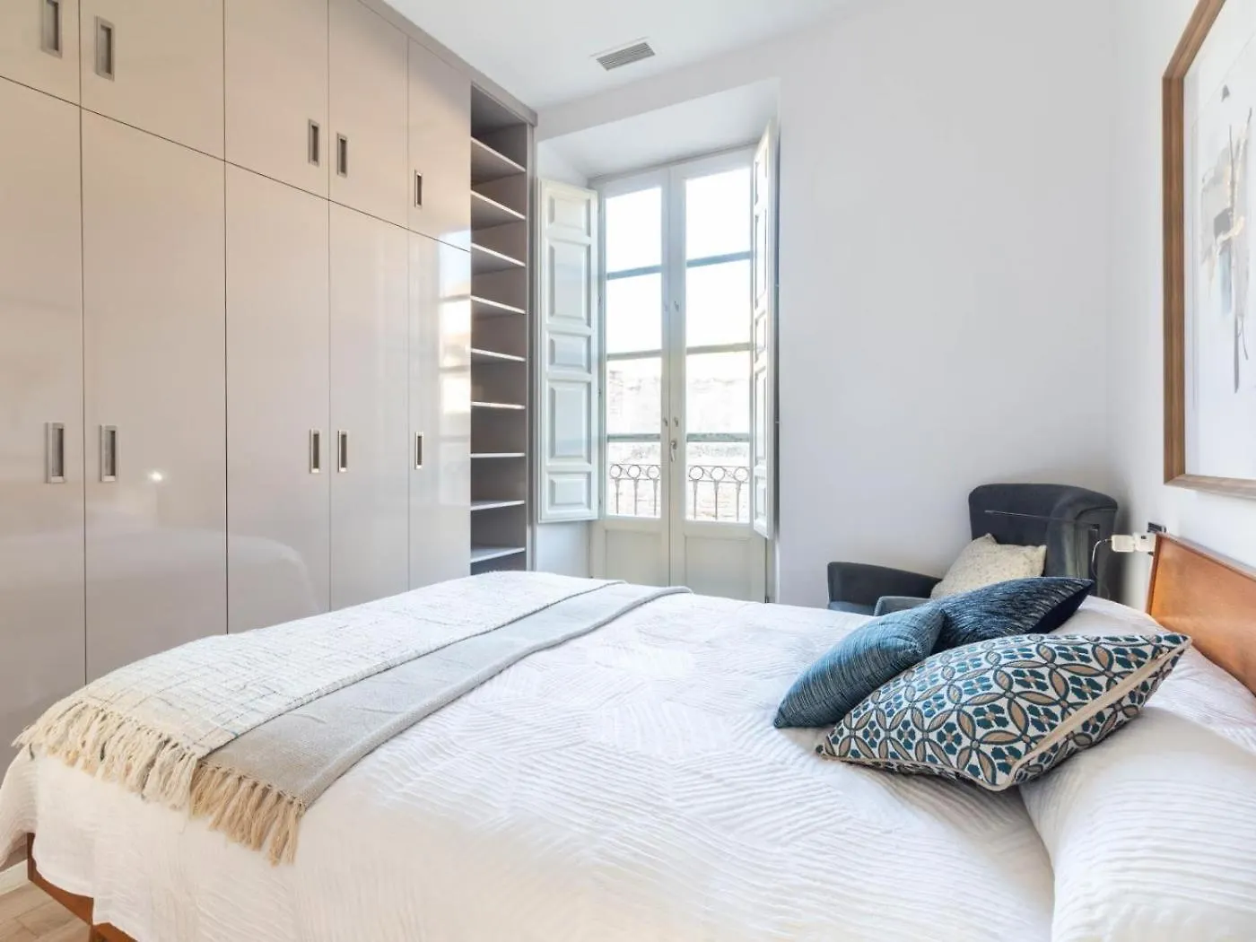 Ap Escudo A21 Apartment Granada Spain